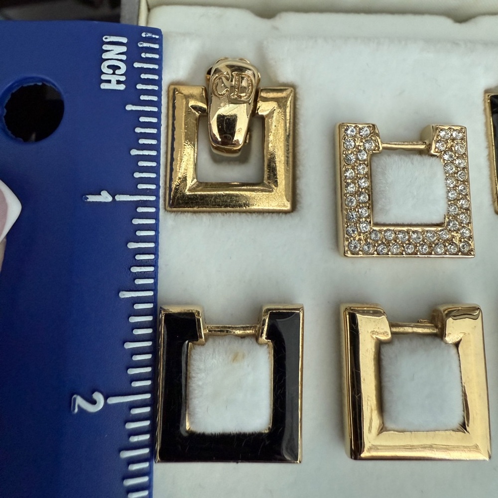 LOT 1602 18K gold plated Christian Dior vintage set of earrings - Picture 6 of 7